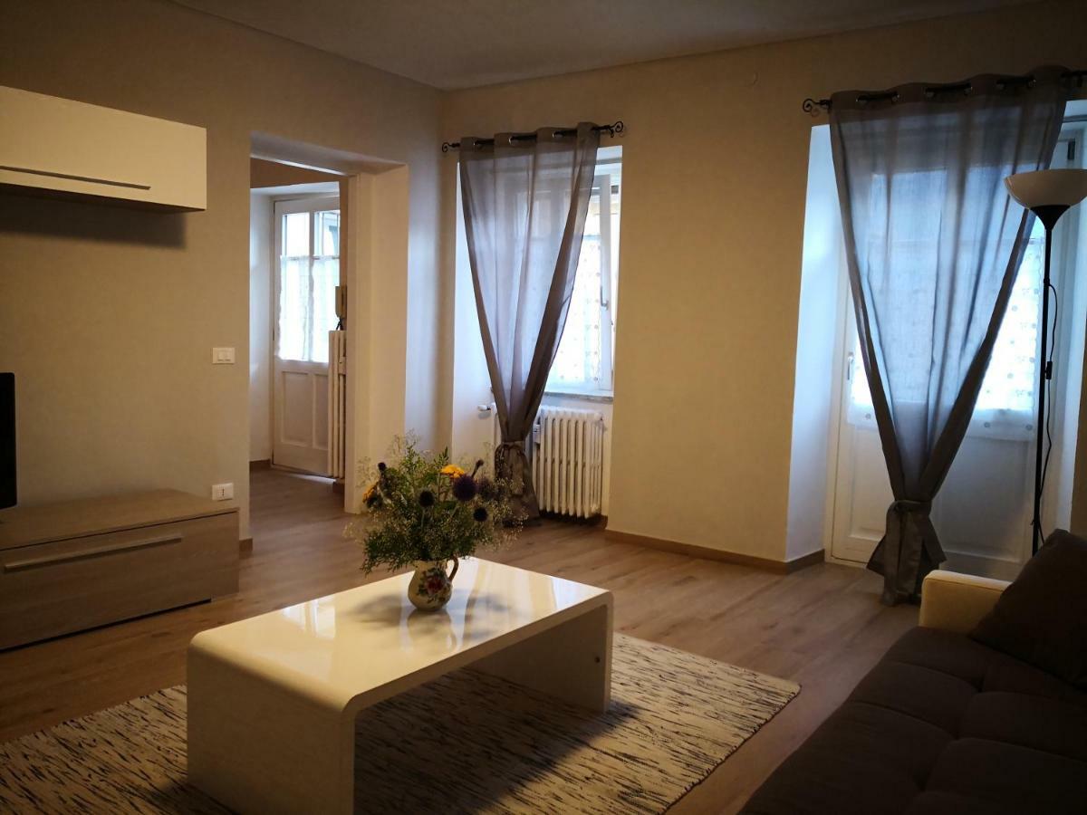 Apartmán Domus Praetoria Aosta Exteriér fotografie