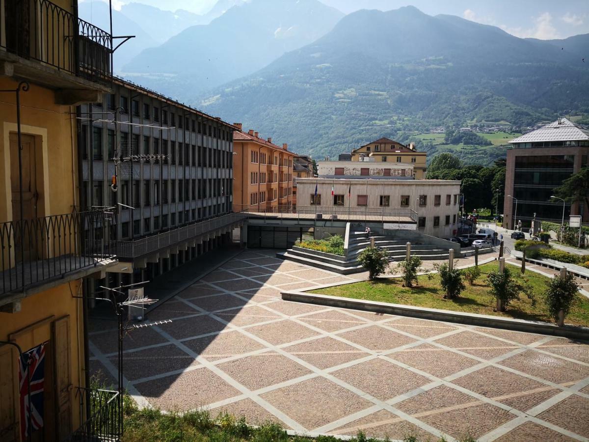 Apartmán Domus Praetoria Aosta Exteriér fotografie